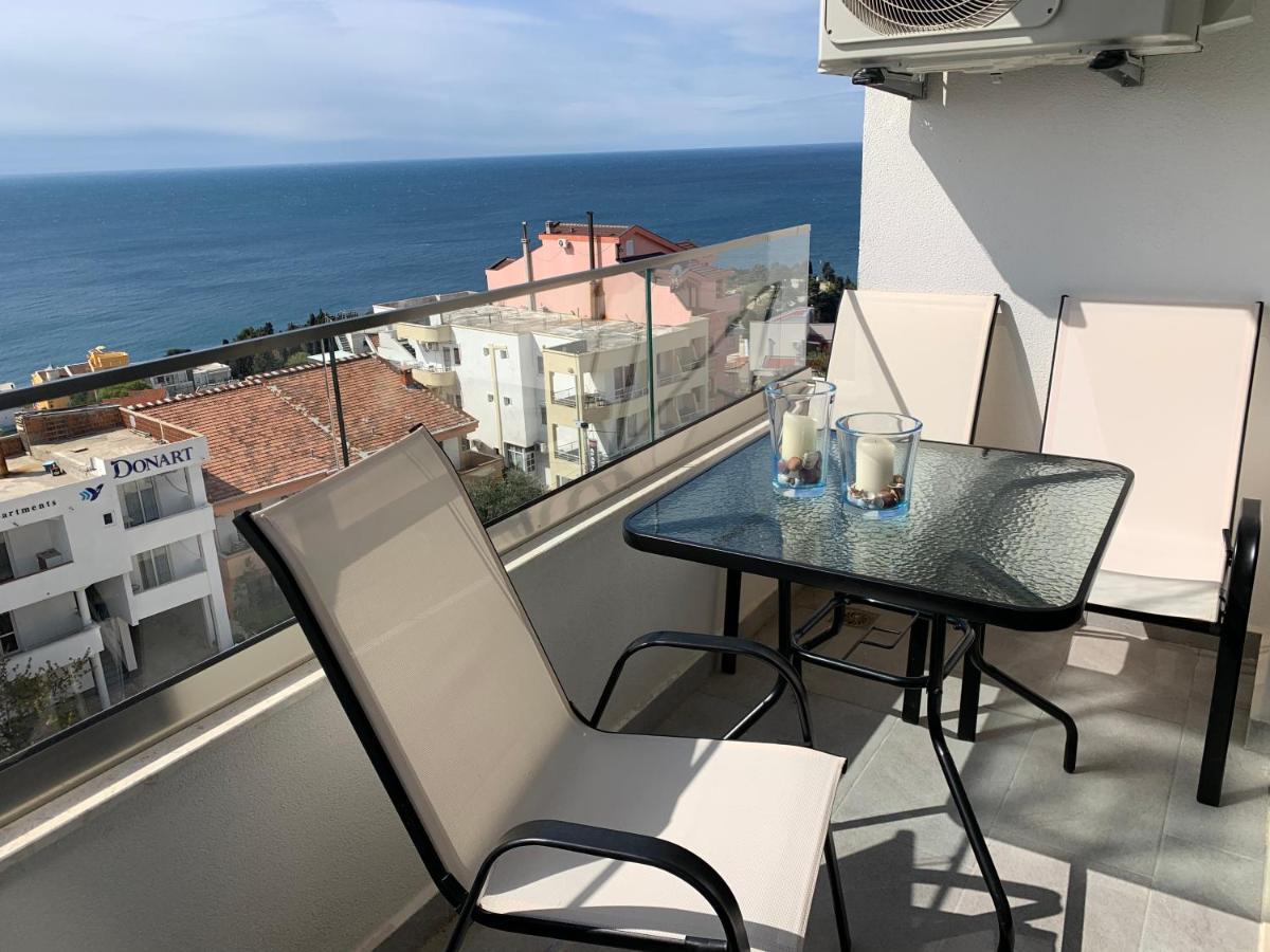 Art'S Apartment Mit Pool Ulcinj Pinjes Eksteriør billede