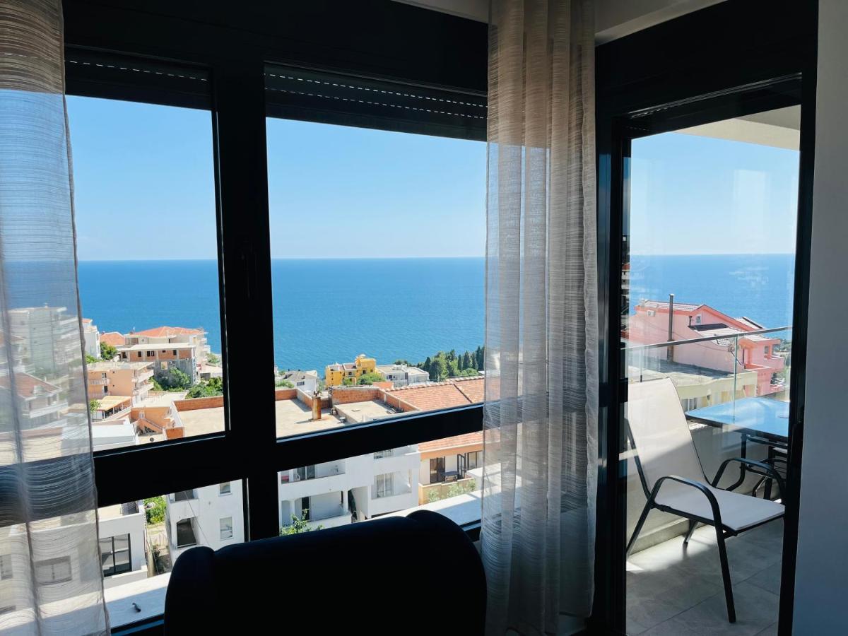 Art'S Apartment Mit Pool Ulcinj Pinjes Eksteriør billede