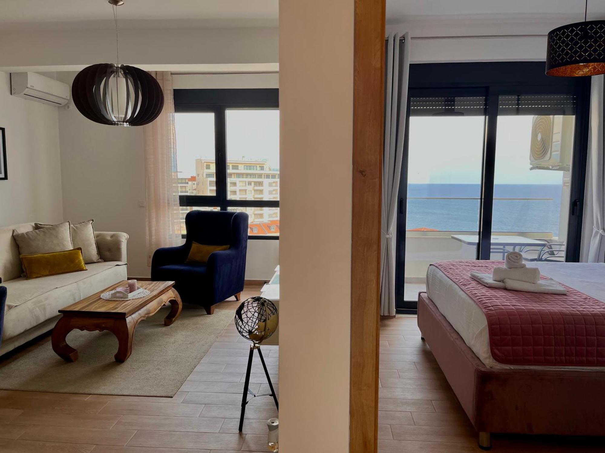 Art'S Apartment Mit Pool Ulcinj Pinjes Eksteriør billede